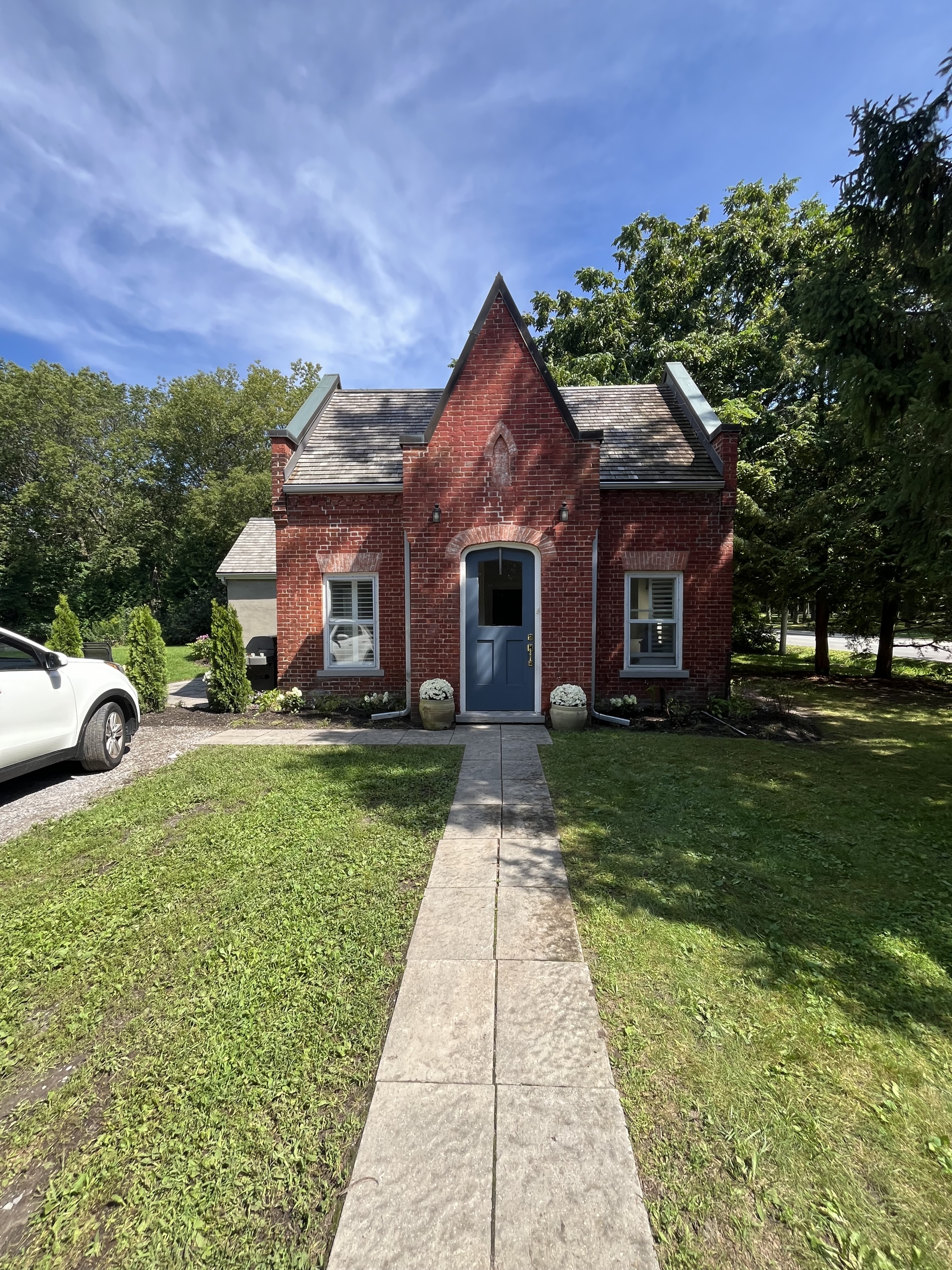 360 Lakeshore Road